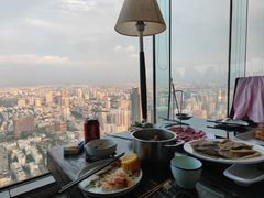 -云中捞高空旋转餐厅(商茂世纪广场店)