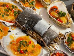 -围炉肉舍•炭烤活鳗•丹东海鲜烤肉(步行街店)