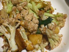 -关东小磨东北菜(漕河泾印象城店)