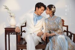 -二十一世纪婚纱摄影(省府前街店)