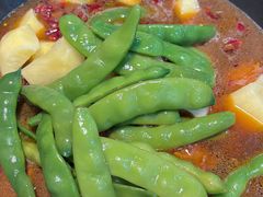 -哈尔滨烧烤·山河村铁锅炖(交大店)