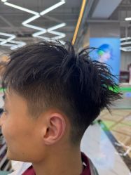 -秦·专注剪发