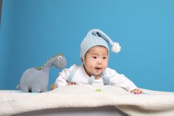 -憨大叔摄影馆80店连锁(诸暨店)