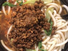 -丽虹云南过桥米线(兴工街店)