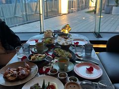 -Hi City·城市之巅