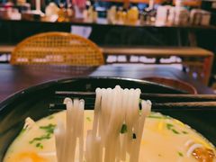 -银米·云南传统过桥米线(双廊黑金冠店)
