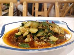 -霄汉牛三鲜湖北砂锅菜(万松园2店)