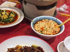 -冯烫烫跷脚牛肉·川菜小馆(武胜西街店)