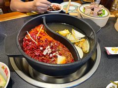 -沸炉重庆老火锅(军事博物馆店)