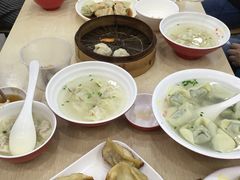 -珊珊小笼馆(仙霞路店)
