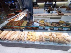 面包甜点陈列柜-Perma Café樸門(五羊店)