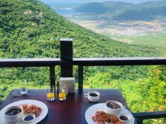 -三亚亚龙湾人间天堂鸟巢度假村