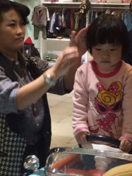 minikids韩国专业儿童美发沙龙-爆米花儿童美发乐园(市府恒隆广场店)