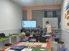 -蓝精灵创客少儿编程(百步亭中心)