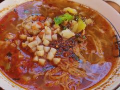 酸汤臊子面-大嘻咹biangbiang面(历史博物馆店)