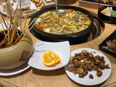 -一朵菌·野生菌探索家火锅(南亚店)