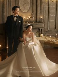 -雪中彩影婚纱摄影·微光艺术中心