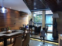 -优逸酒店(柳州窑埠古镇万象城店)