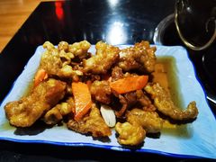 -果松木炭酸菜铜火锅·外婆参鸡汤