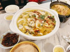 -小菜园新徽菜(南京秦淮龙蟠汇店)