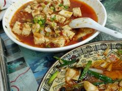 -乡土特色.冷锅鱼.牦牛肉汤锅