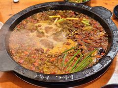 -三道苗苗鱼·美蛙黄辣丁(八里店)