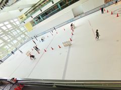 -又一城歡天雪地溜冰商店