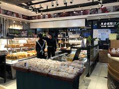 面包甜点陈列柜-皇后西斯汀饼店(文化路店)