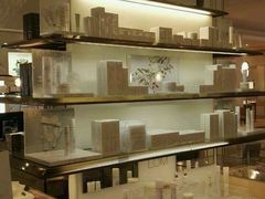 -乐蓬马歇百货公司(Rive Gauche)