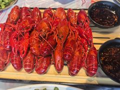 -肥肥虾庄·金牌油焖大虾(杨园滨江时代walk店)