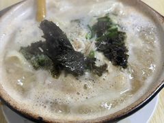 -小许三鲜砂锅馄饨店(家多乐烟酒店)