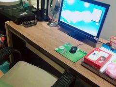 -喜鹊愉家酒店(郑州曼哈顿博览中心地铁站店)