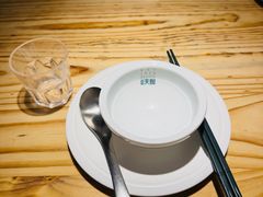 餐具摆设-黄鹤天厨·泡椒田鸡创始者(莲花店)