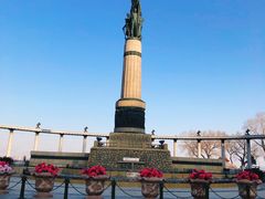 -人民防洪胜利纪念塔