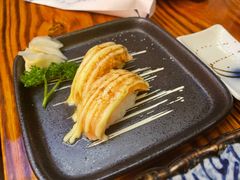 火炙焦糖三文鱼手握-坂吉屋·居酒屋深夜食堂(龙湖店)