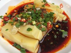 拌凉粉-龙翔山庄雷鸡肉(青城后山泰安古镇店)