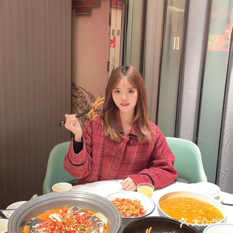 感谢长沙本地人推荐这家平价美味的湘菜[双手合十]