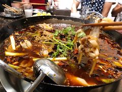 -鸿顺老铁锅美蛙鱼府(解放碑店)