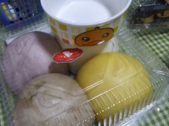 -白玉兰食品甜凤店(合生汇店)