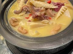 -披云云小馆·味道江湖(姚家园万象汇店)
