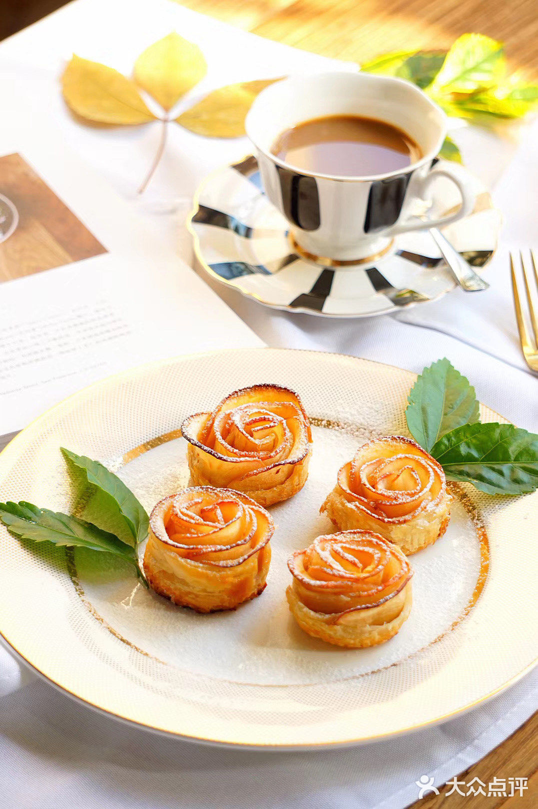 宅家创意料理玫瑰苹果酥