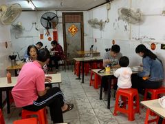 大堂-河记肠粉店