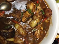 千岛湖鱼头红焖狮子头-膳博士·府宴餐厅(猪猪星球店)