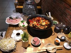 -白乐天毛肚火锅馆(解放碑店)
