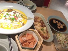 -蜜桃餐厅·伴山(绿宝广场店)