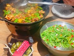-聚鑫朋酸菜肥肠(九龙仓店)