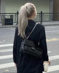-丝语萱形象