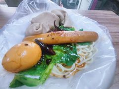 -丁记牛肉手擀板面
