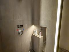 -涨巢·潮玩水疗局