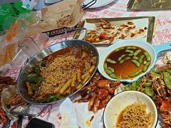 -老班长·小龙虾·鲜货烧烤大排档(金街美地店)